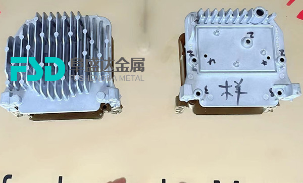 汽（qì）車車燈散熱器